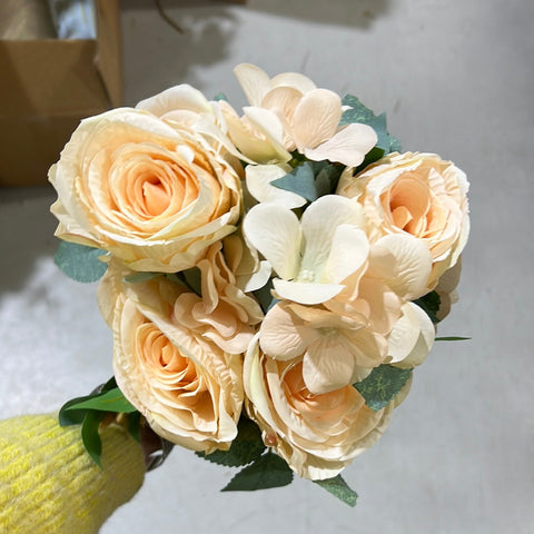 New 10 head Blush Rose Bunch with filler