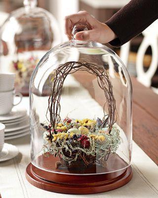 Cloche Bell Beauty And Beast 9.8"x13.38" (NO WOOD BASE) - Viva La Rosa