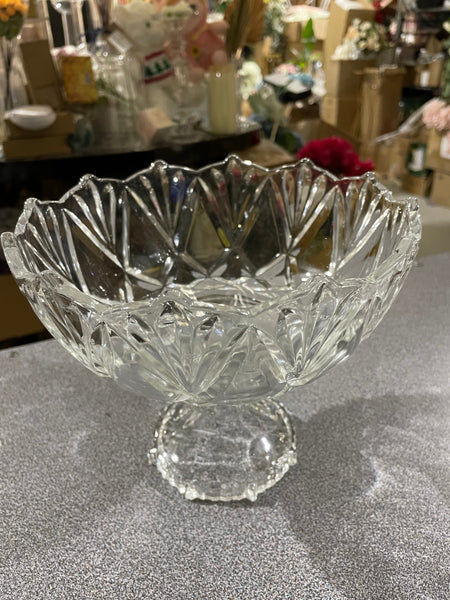 Crystal Clear Bowl Glass Bowl Vase 8”x7”H bowl Vase