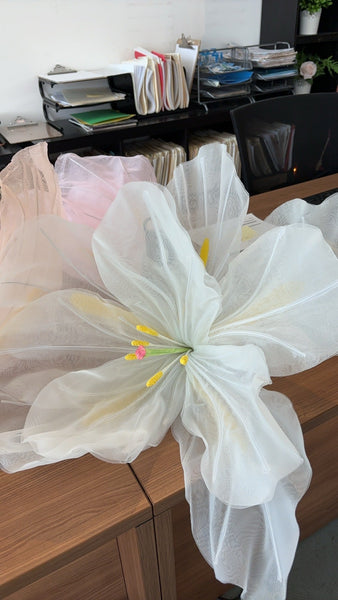 Giant rose on stand set of 3 tulle new arrival