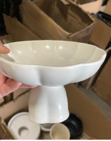 White ceramic small flower fruit bowl china 10.8cm/4” tall Venus