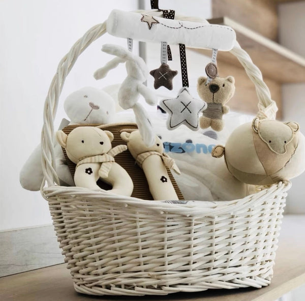 White Basket for gifts (S)or picnic