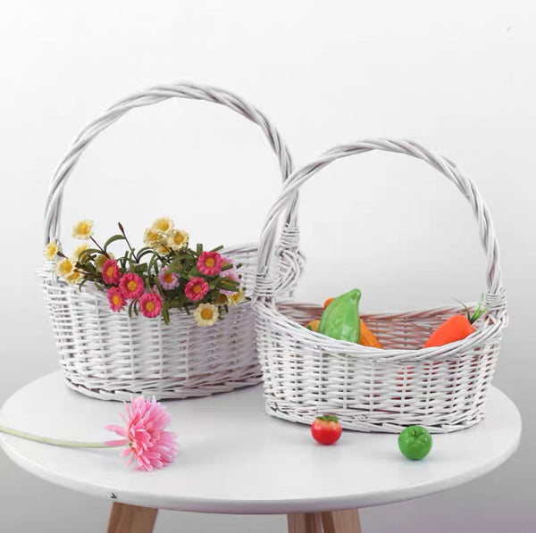 White Basket for gifts (S)or picnic