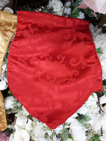 Red table runners