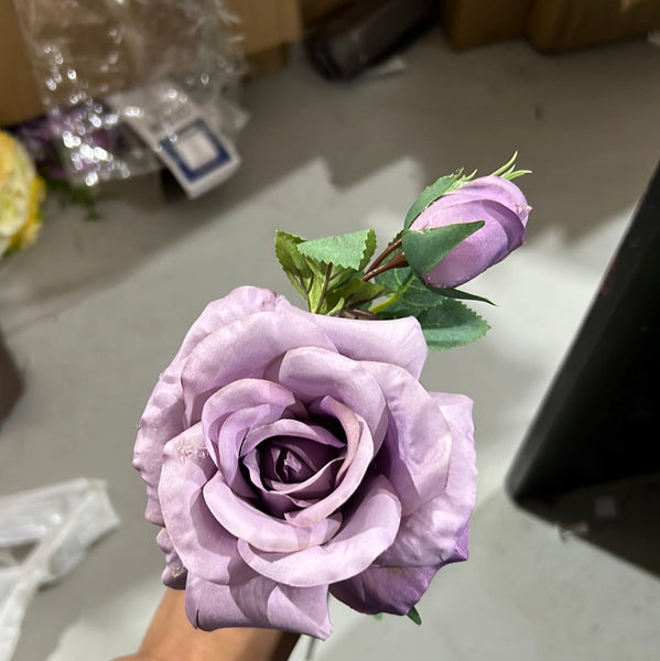 New Lilac Candy Rose Spray
