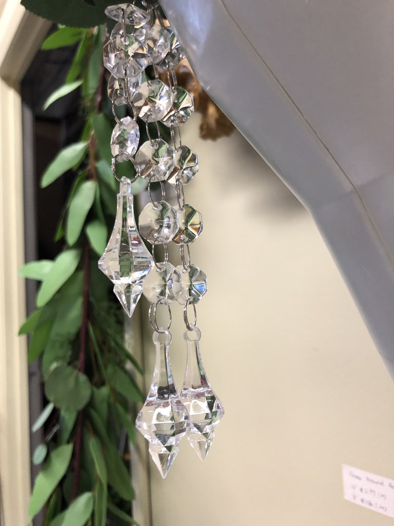 6” mdium acrylic pendant with beads - Richview Glass Wedding Supplies