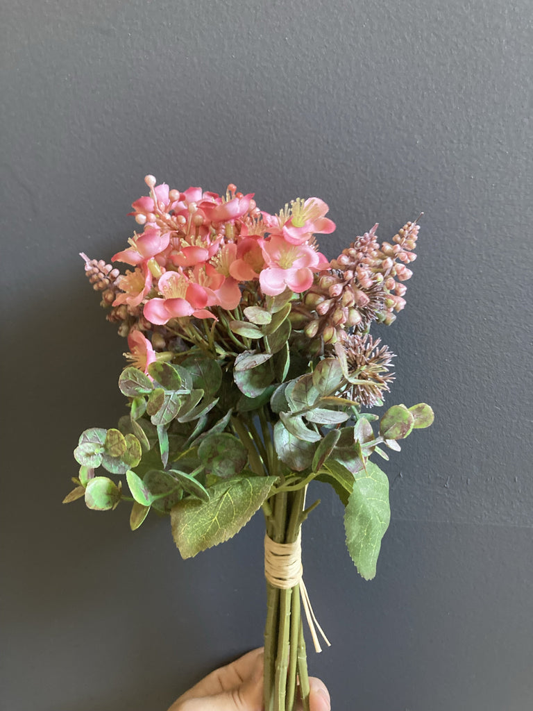 Small Pink Bouquet Handtied