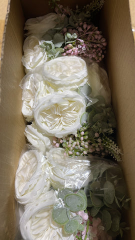 Austin Rose Bouquet Handtied (cream) bunch