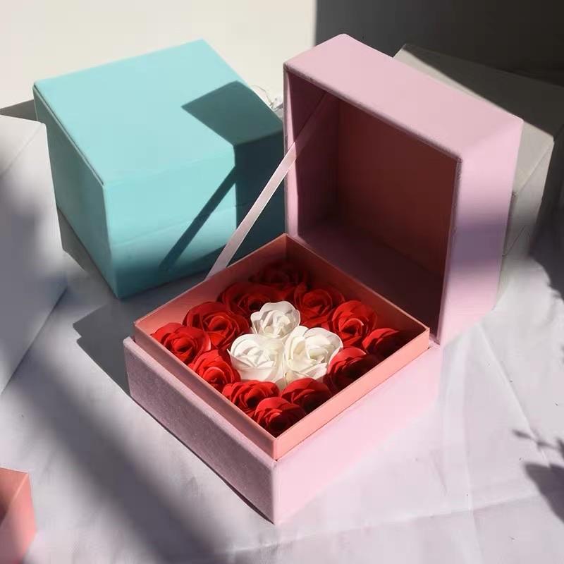 Pink square Velvet Box centerpiece For Flowers