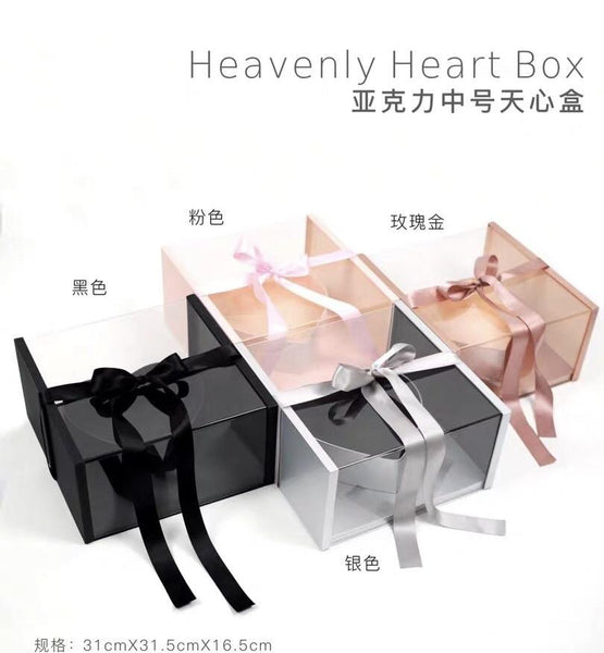 Medium acrylic cardboard box black With level heart