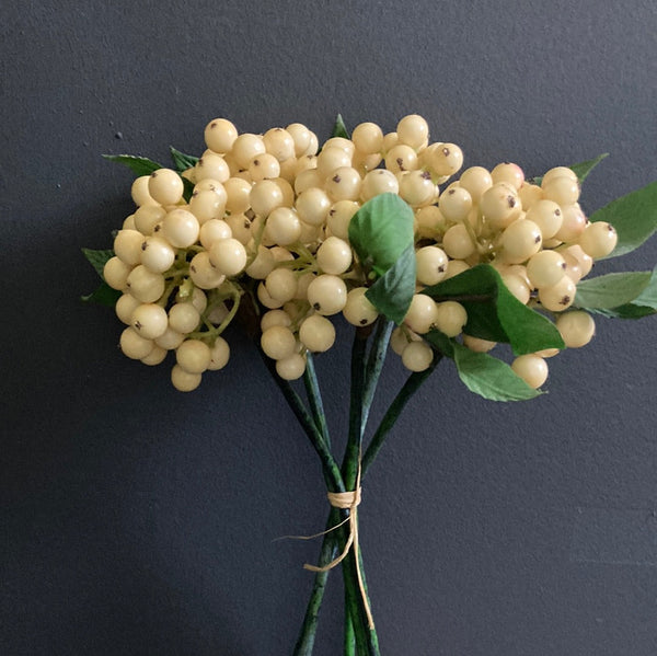 White BERRY Bunch ARTIFICIAL FLOWER